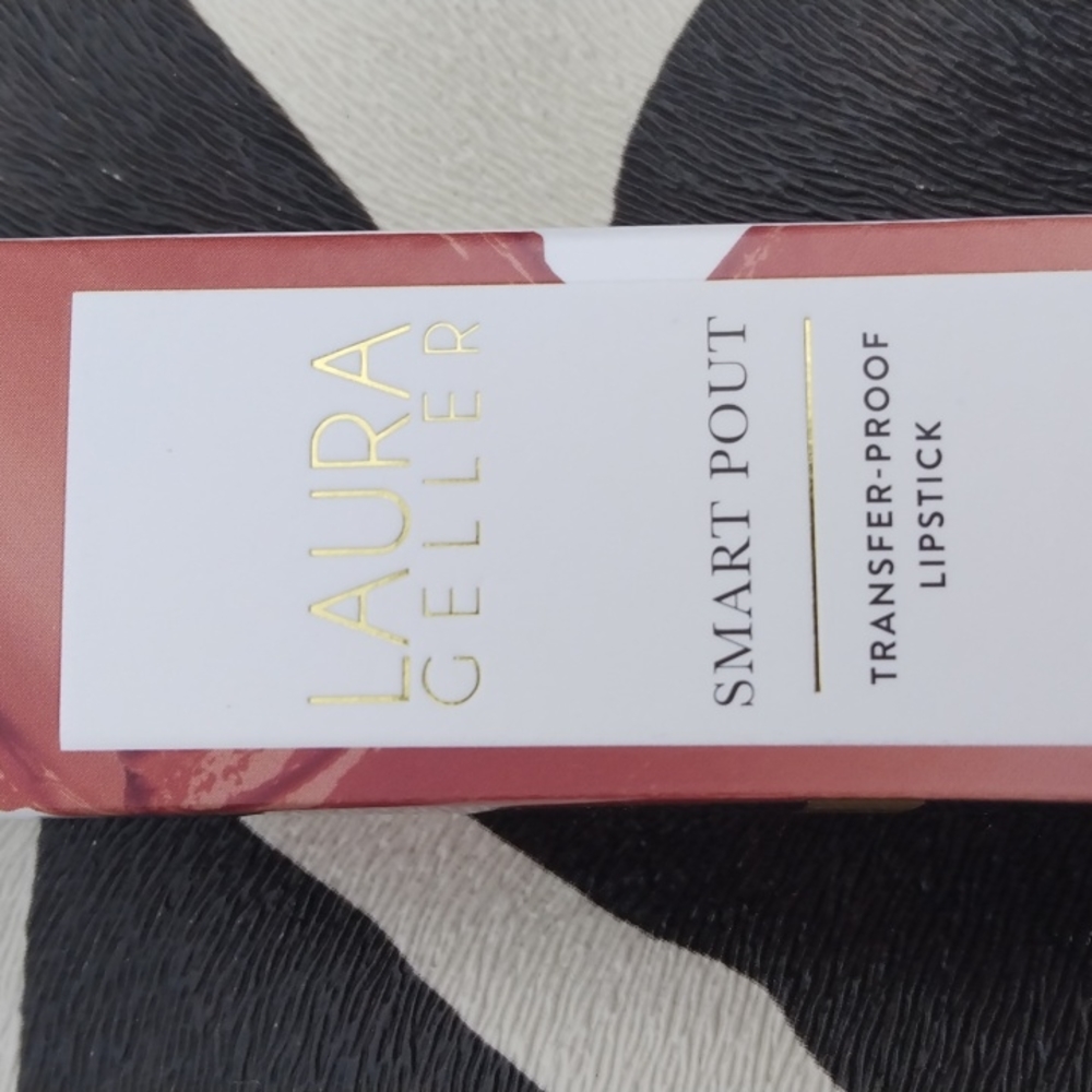 Laura Gellar Lipstick Transfer Proof Smart Pout